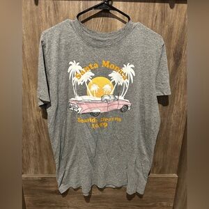 Mighty Fine Gray and Pink Short Sleeve Tee with Beach Graphic